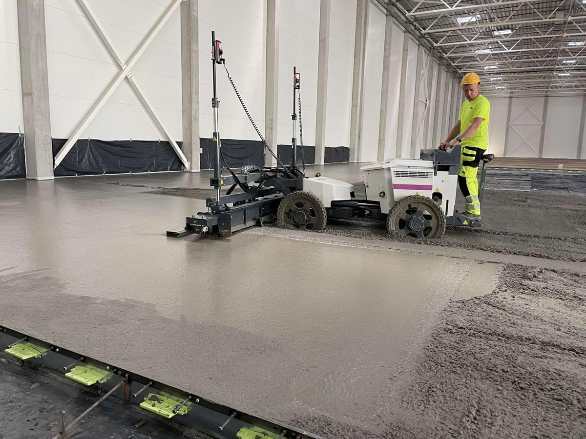 Concrete Laser Guided Screed