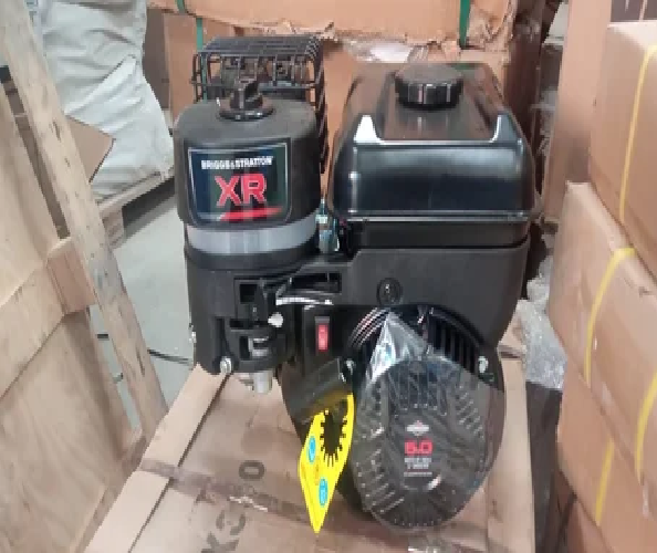 Briggs & Stratton 5 HP Petrol Engine - Product image