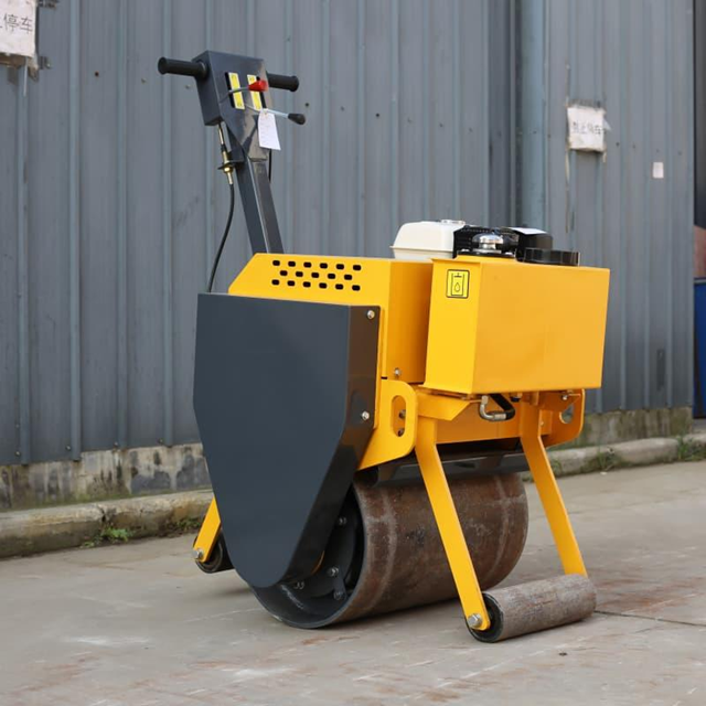 Walk Behind Single Drum Roller With Petrol Engine FVR600S